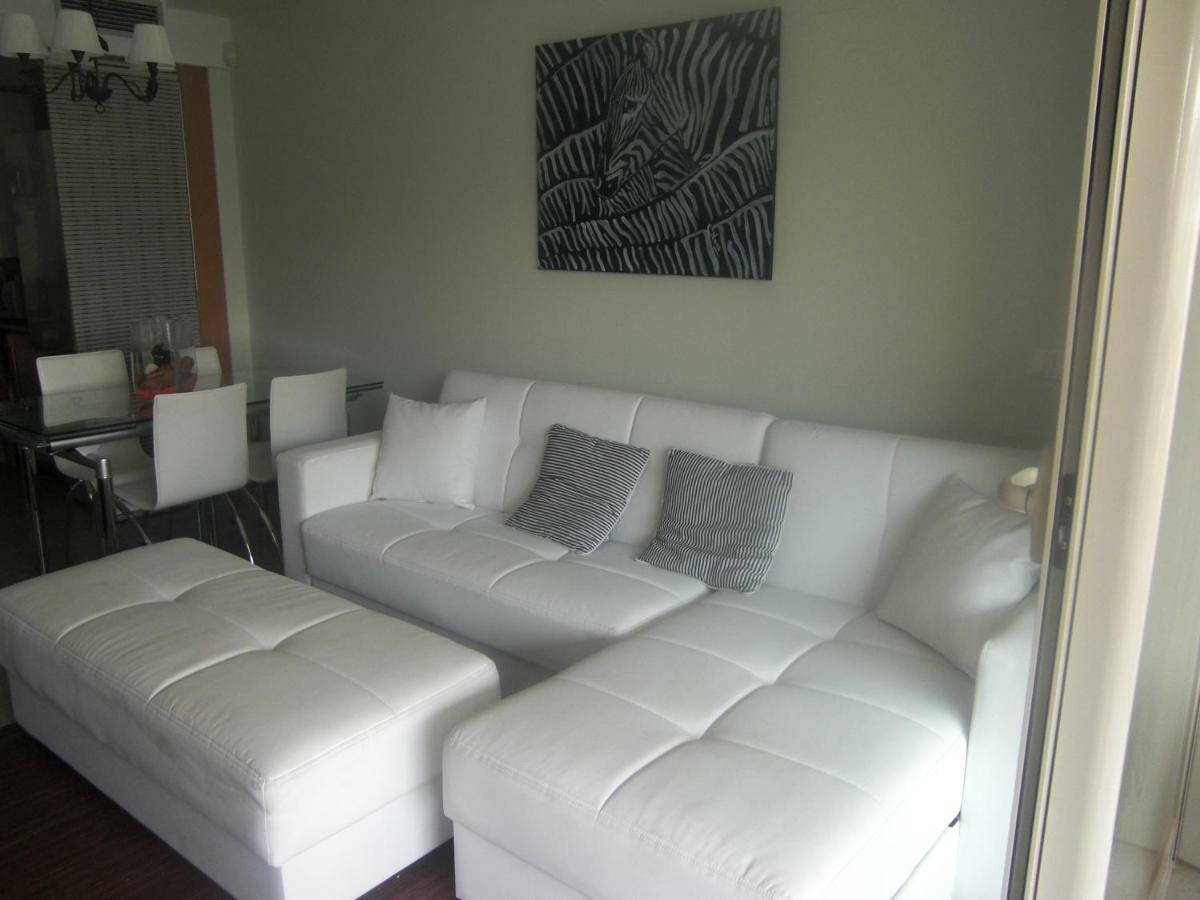 Ronda Barbiguera, 1 Aldea Golf 3210 Apartment *